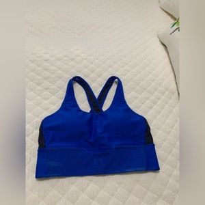 Under Armor sports bra size M